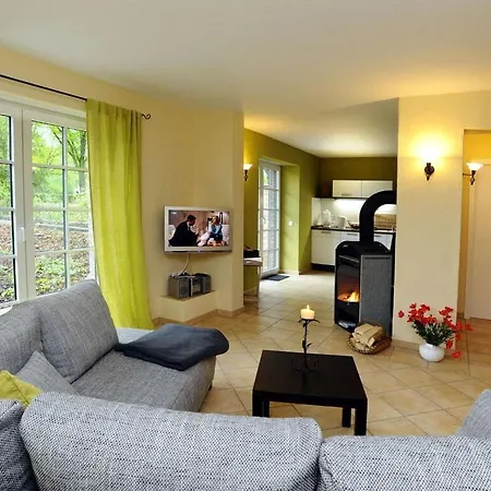 Kastanienhof Apartment *